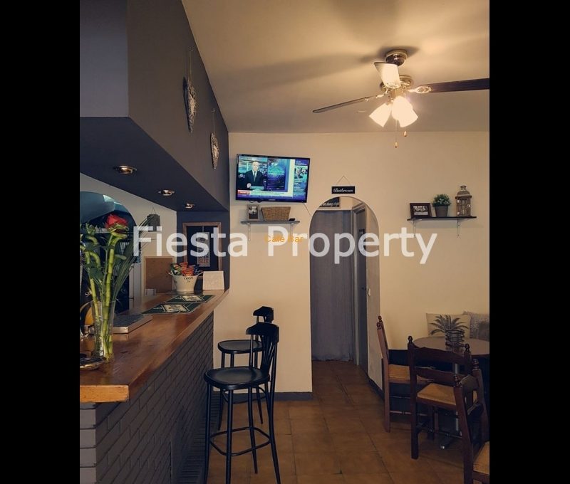 18621504278707Randalls6